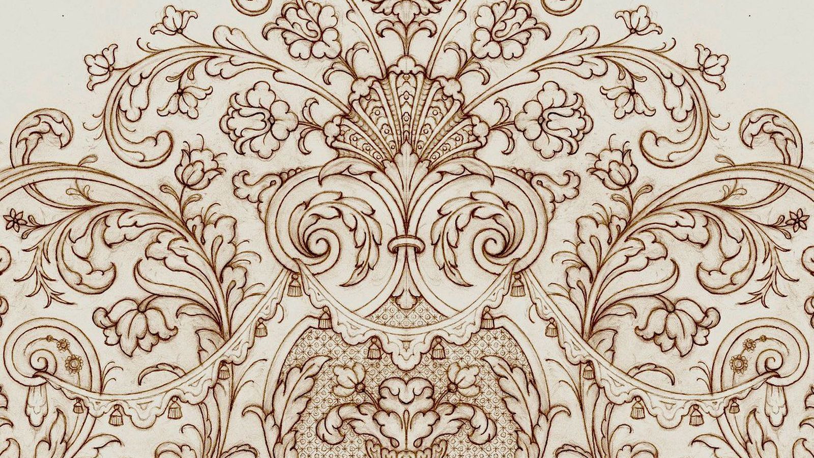 Otro detalle de la nueva saya para la Esperanza