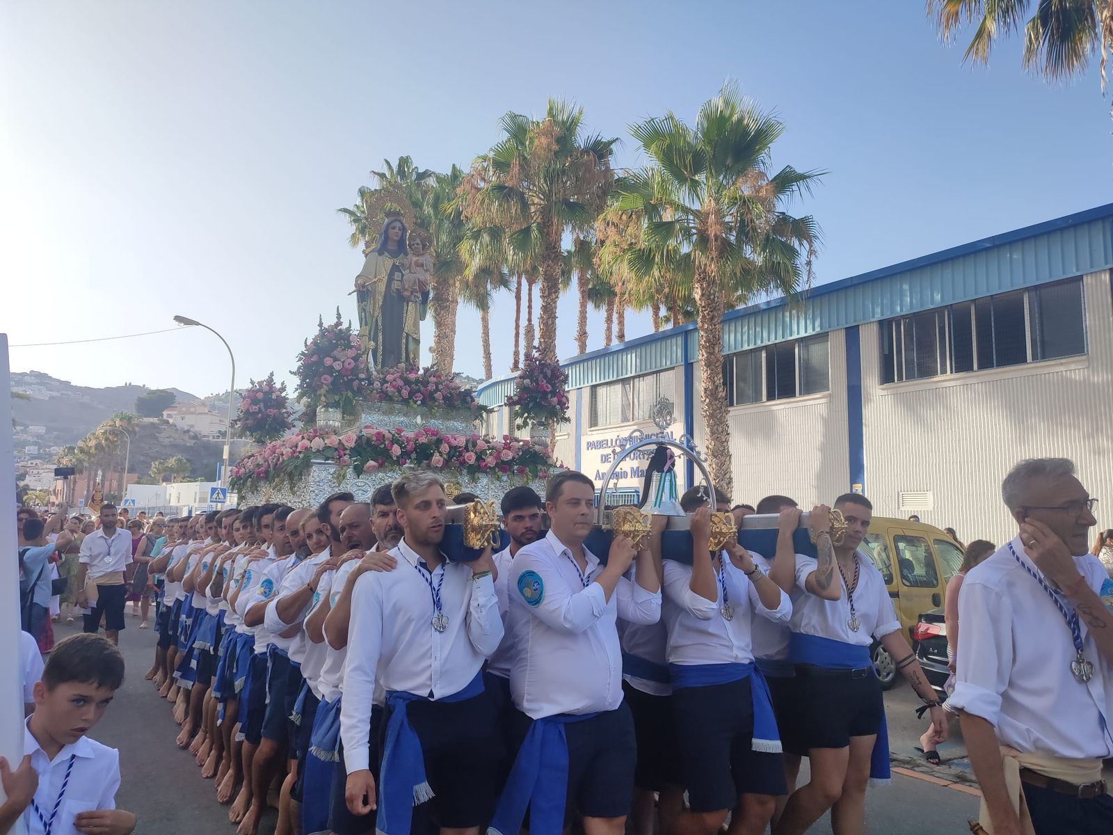 Así ha desfilado la Virgen del Carmen por la Costa de Granada: las mejores imágenes