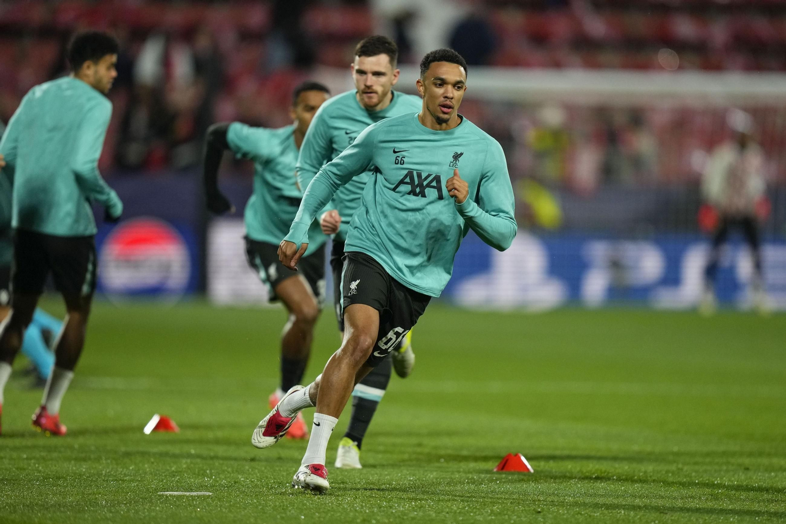 Las fotos del Girona - Liverpool