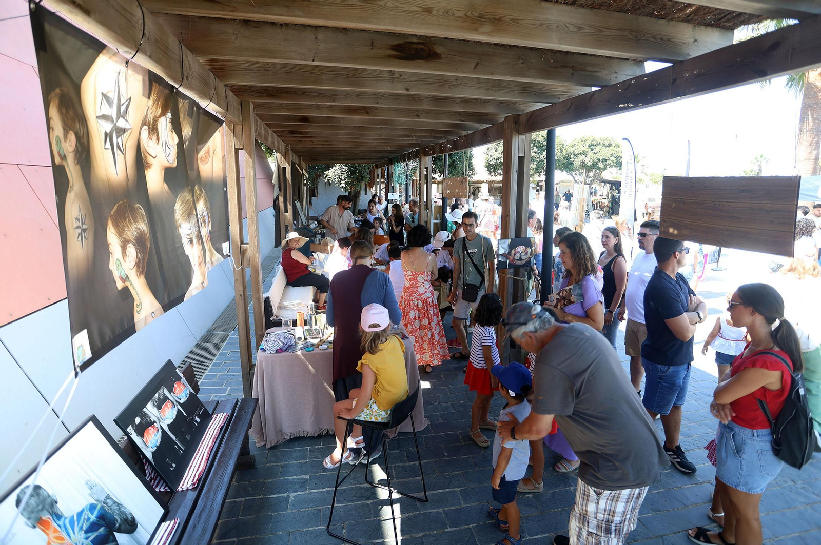 Imágenes de la Jornada de Puertas Abiertas del Muelle de las Carabelas con motivo del 3 de agosto