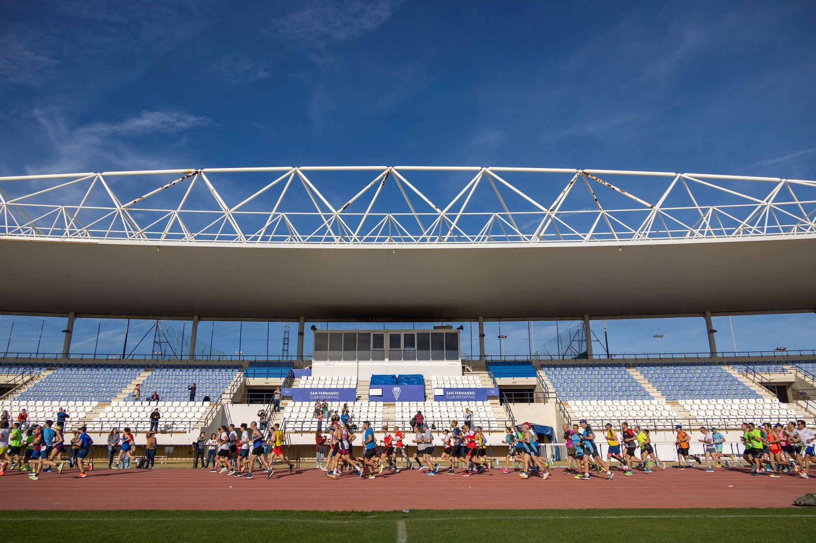 Las imágenes de la Media Maratón Bahía de Cádiz