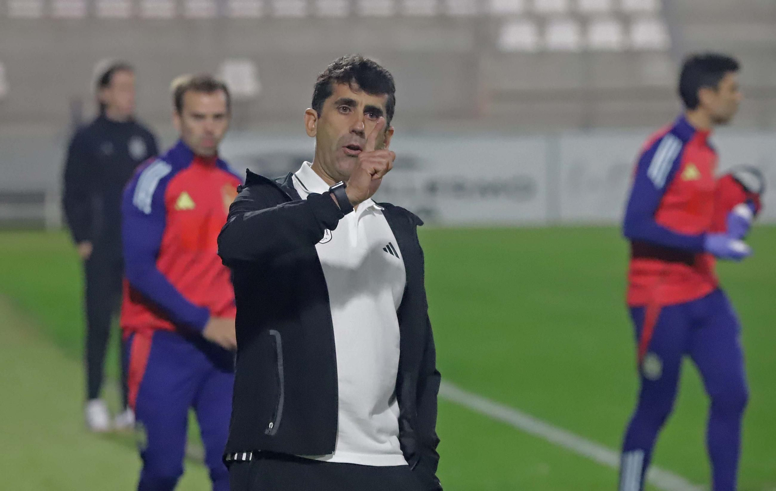 Fotos del partido de entrenamiento entre las selecciones nacionales sub-19 y sub-18 de España en La Línea
