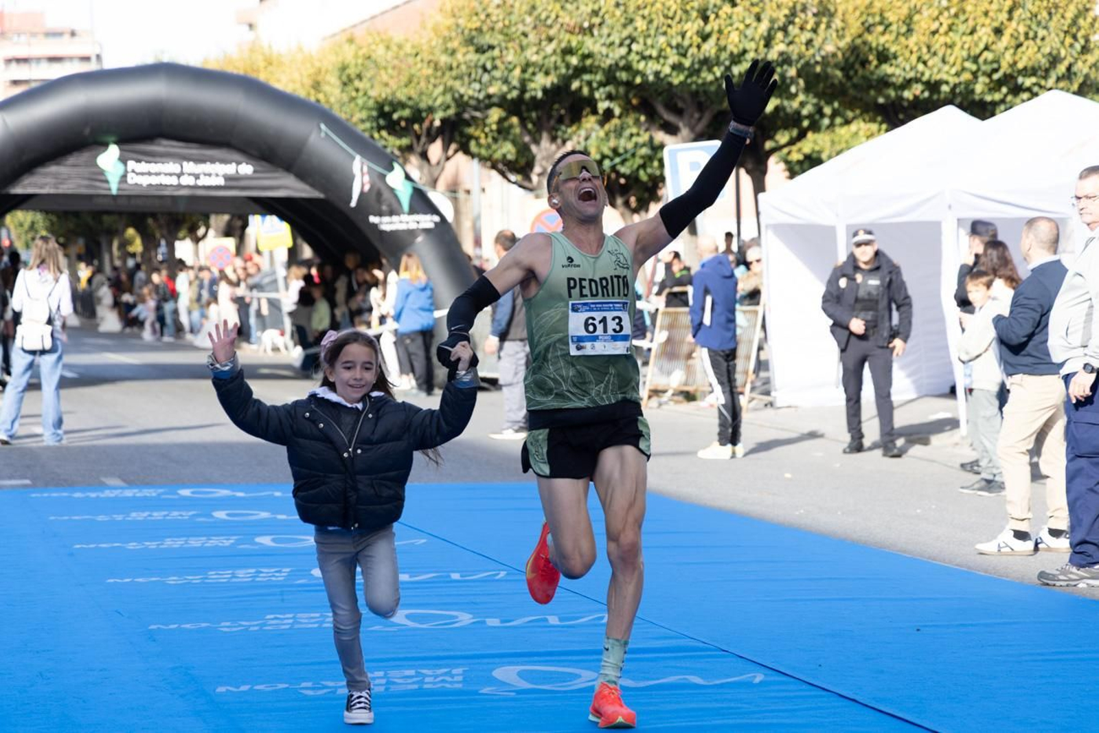 En imágenes: multitudinaria e histórica XXIX Media Maratón 'Ciudad de Jaén' y 10k en memoria de Paco Manzaneda (2)