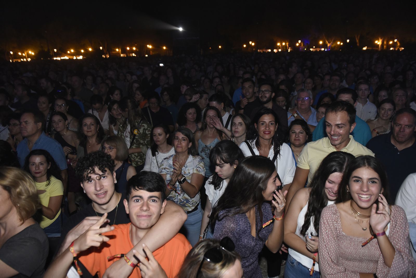 Búscate en el concierto de Seguridad Social y Hombres G de Icónica