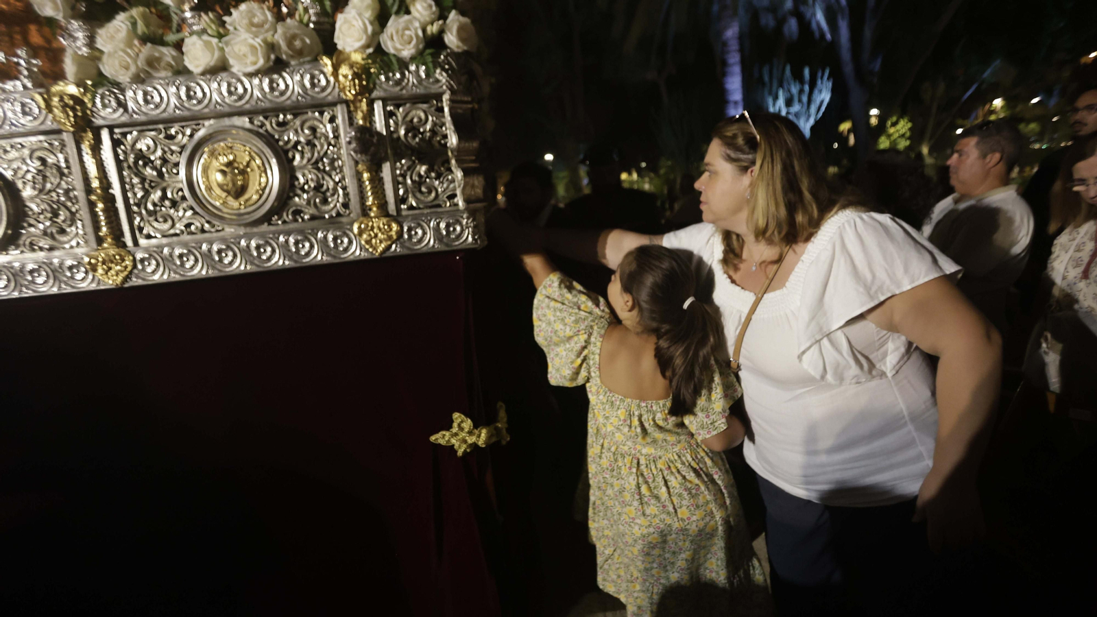 La Magna Mariana de Algeciras por el Parque María Cristina, en imágenes