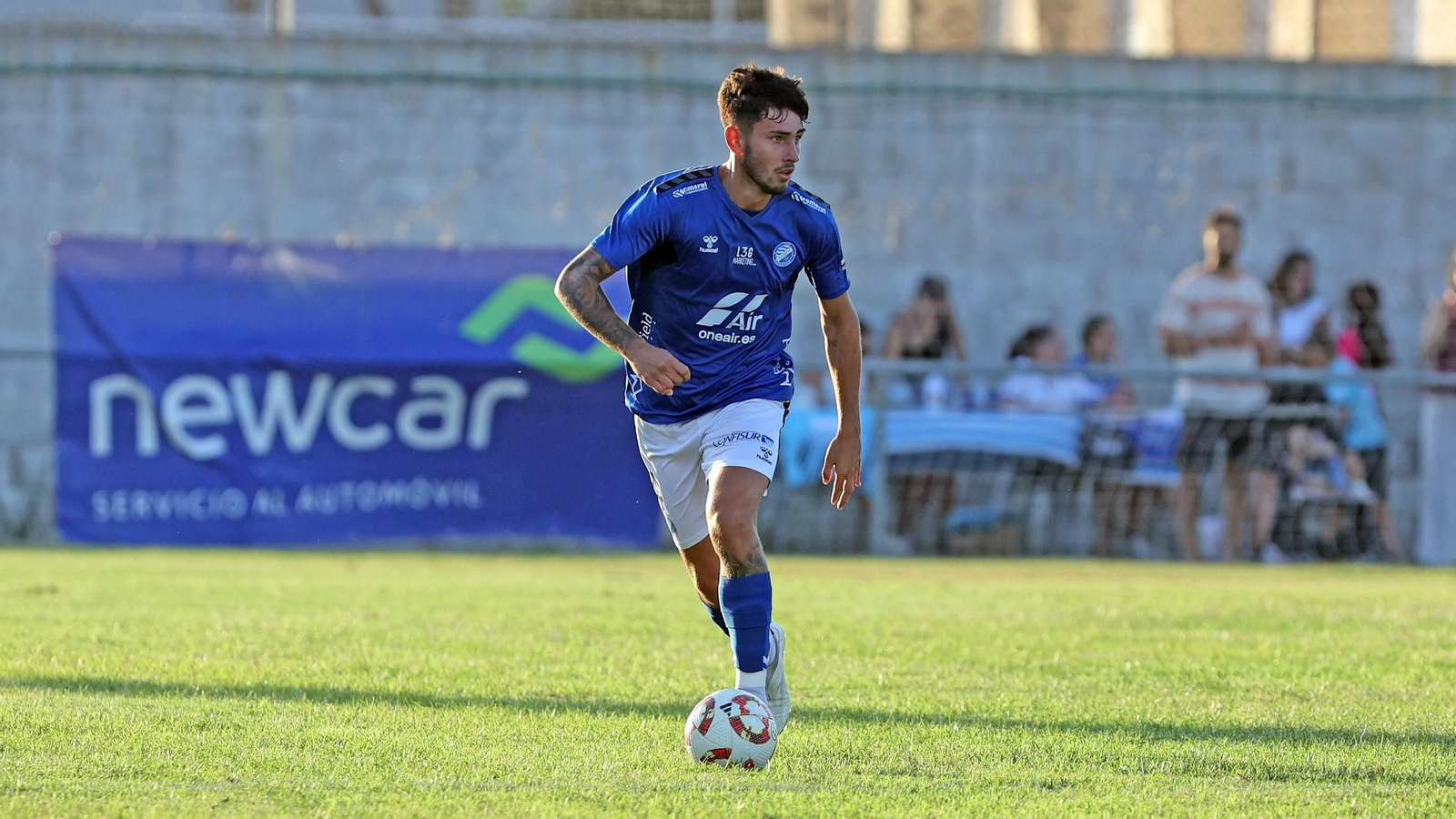 Imágenes del Trofeo de la Copa y la Venencia entre el Jerez Industrial y el Xerez DFC