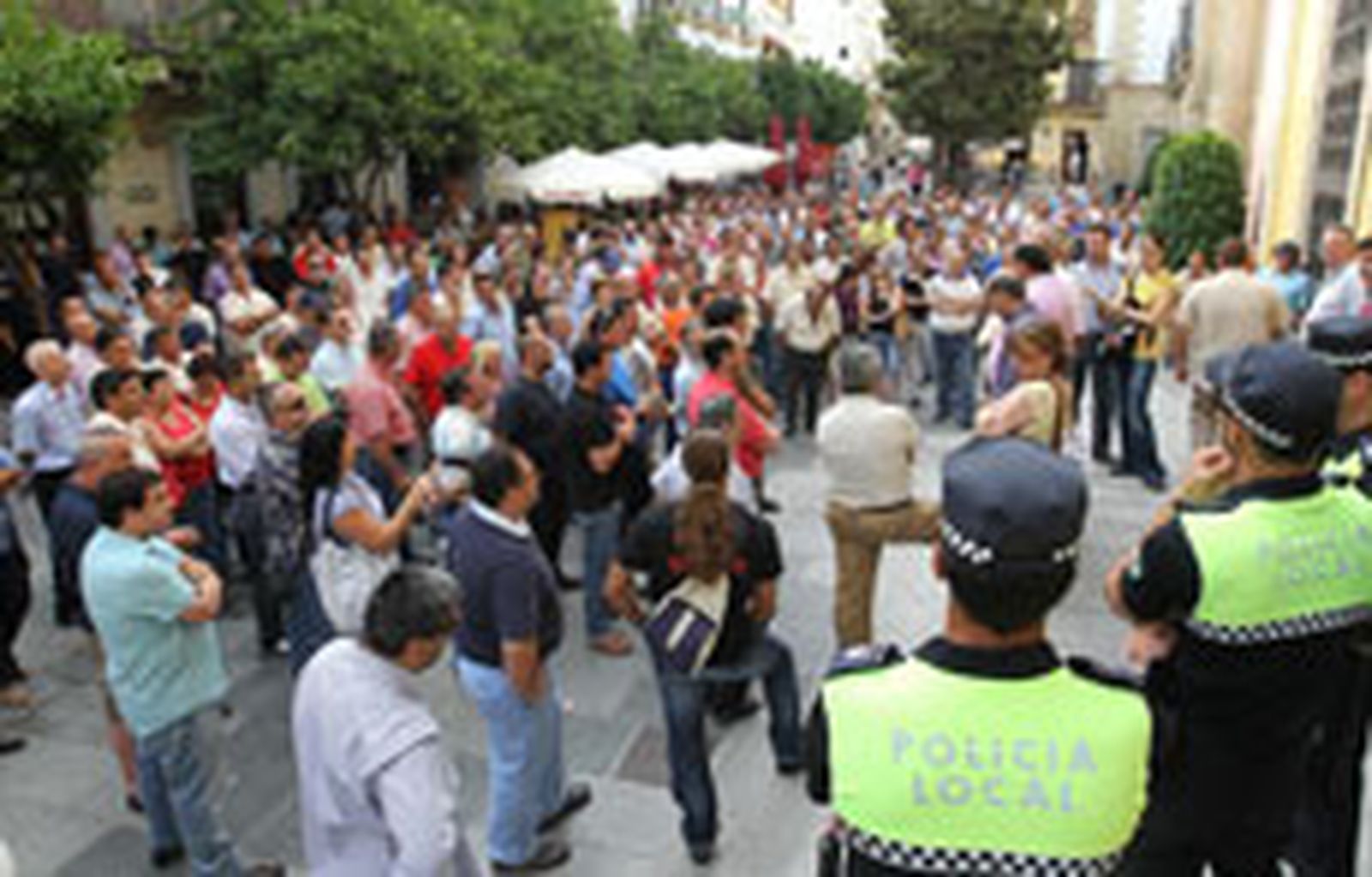 La plantilla municipal sigue sin cobrar los atrasos