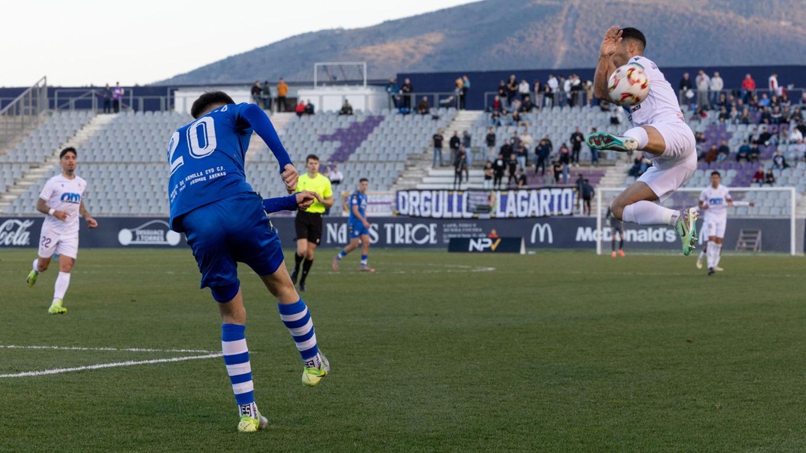 Las mejores imágenes de la remontada del Real Jaén al Arenas de Armilla