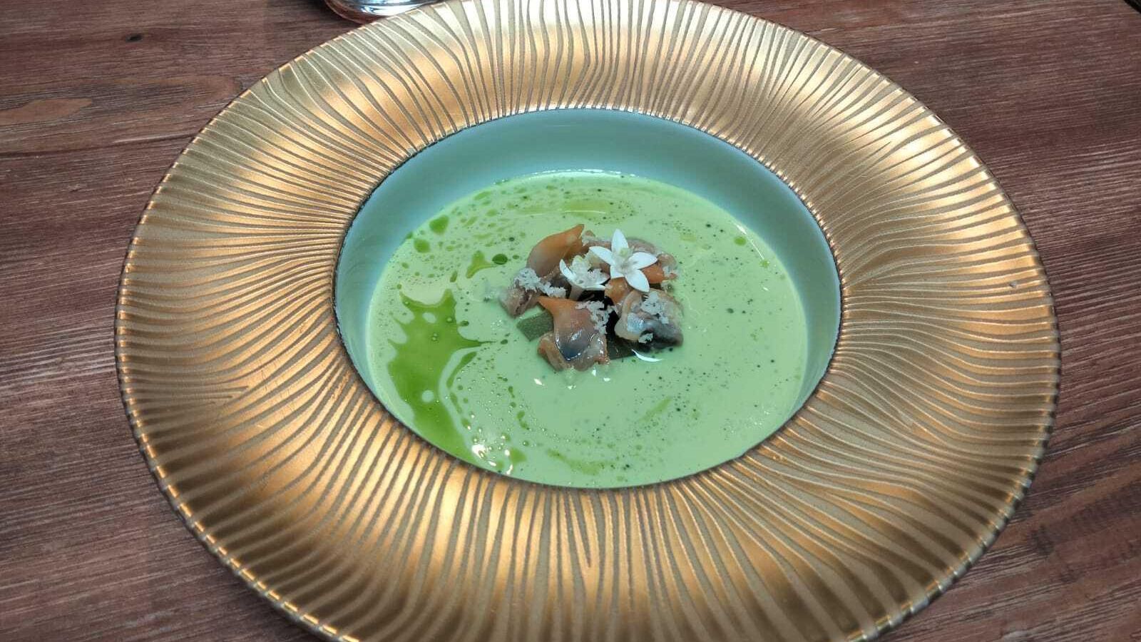 Sopa escabechada de higuera con Placton