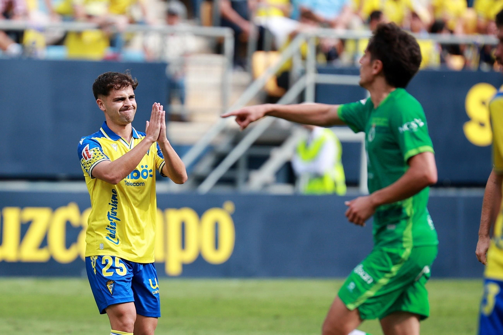 Búscate en las imágenes del Cádiz CF - Racing de Santander