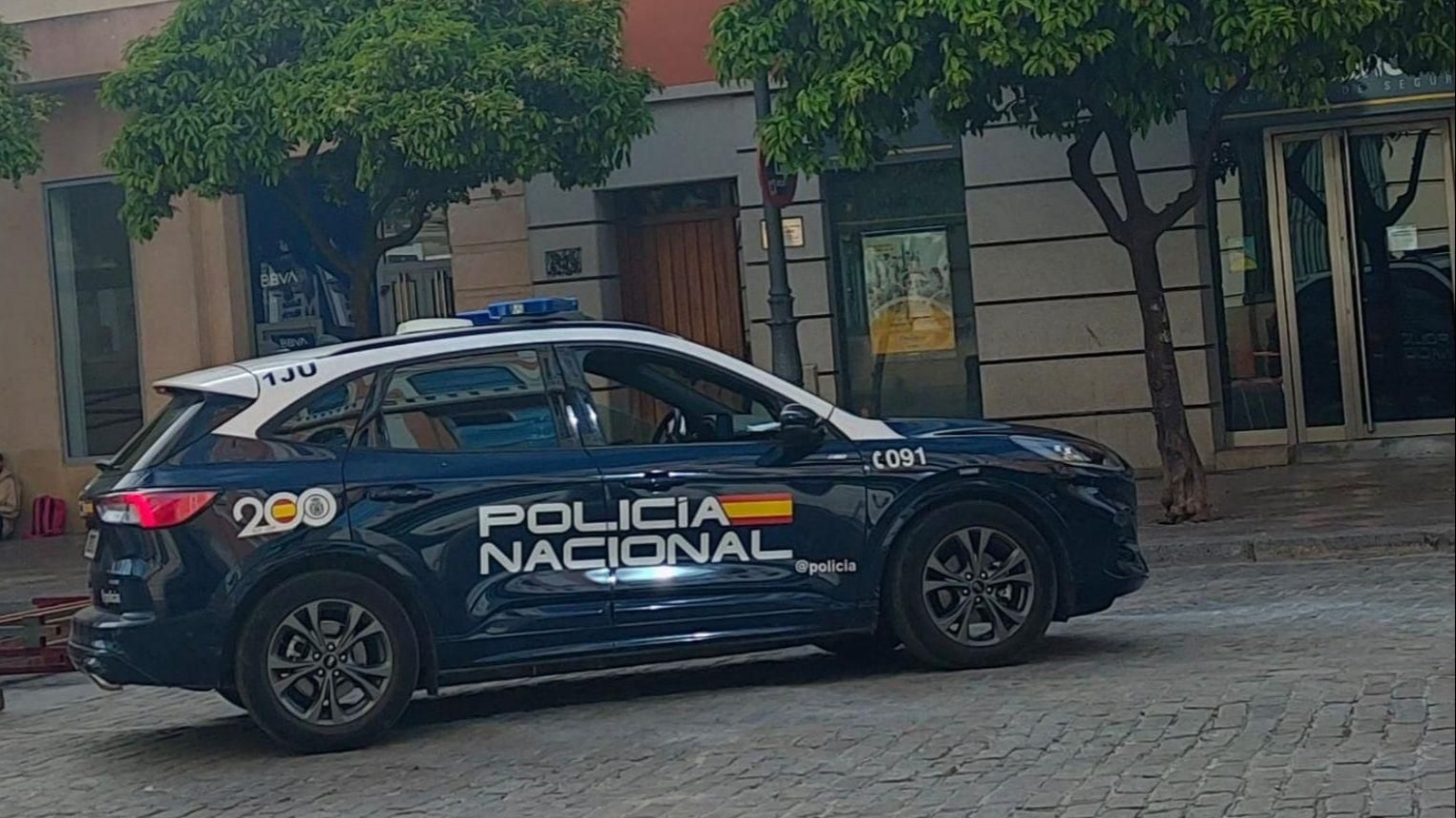 Un coche de la Policía Nacional en una calle de Jerez. Un coche de la Policía Nacional en una calle de Jerez.