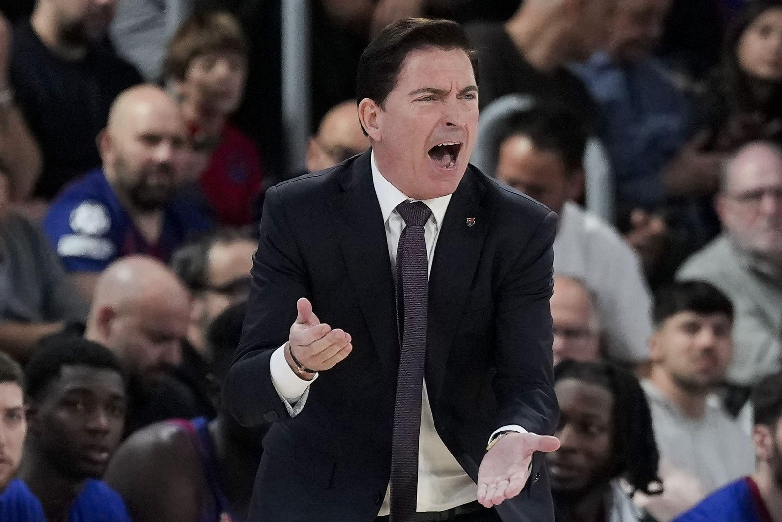 El Baskonia vendrá a Málaga tras tres prórrogas y derrota en el Palau en un partido histórico