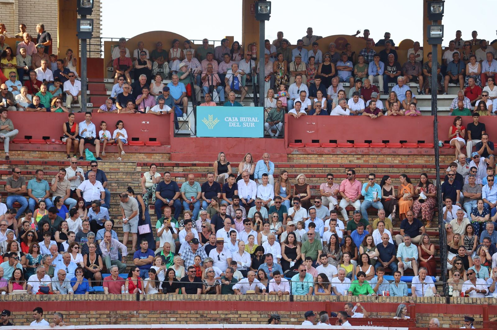 Búscate en la Plaza de Toros La Merced en la tarde de Rejoneo del 3 de agosto