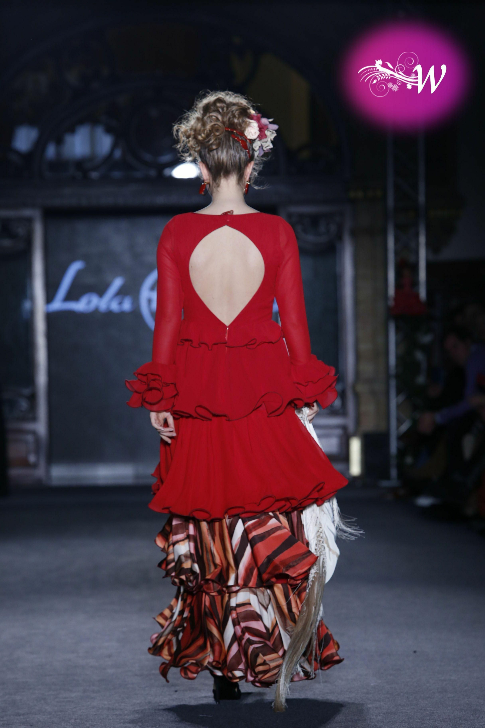 Lola Azahares en We Love Flamenco 2020, todas las fotos del desfile