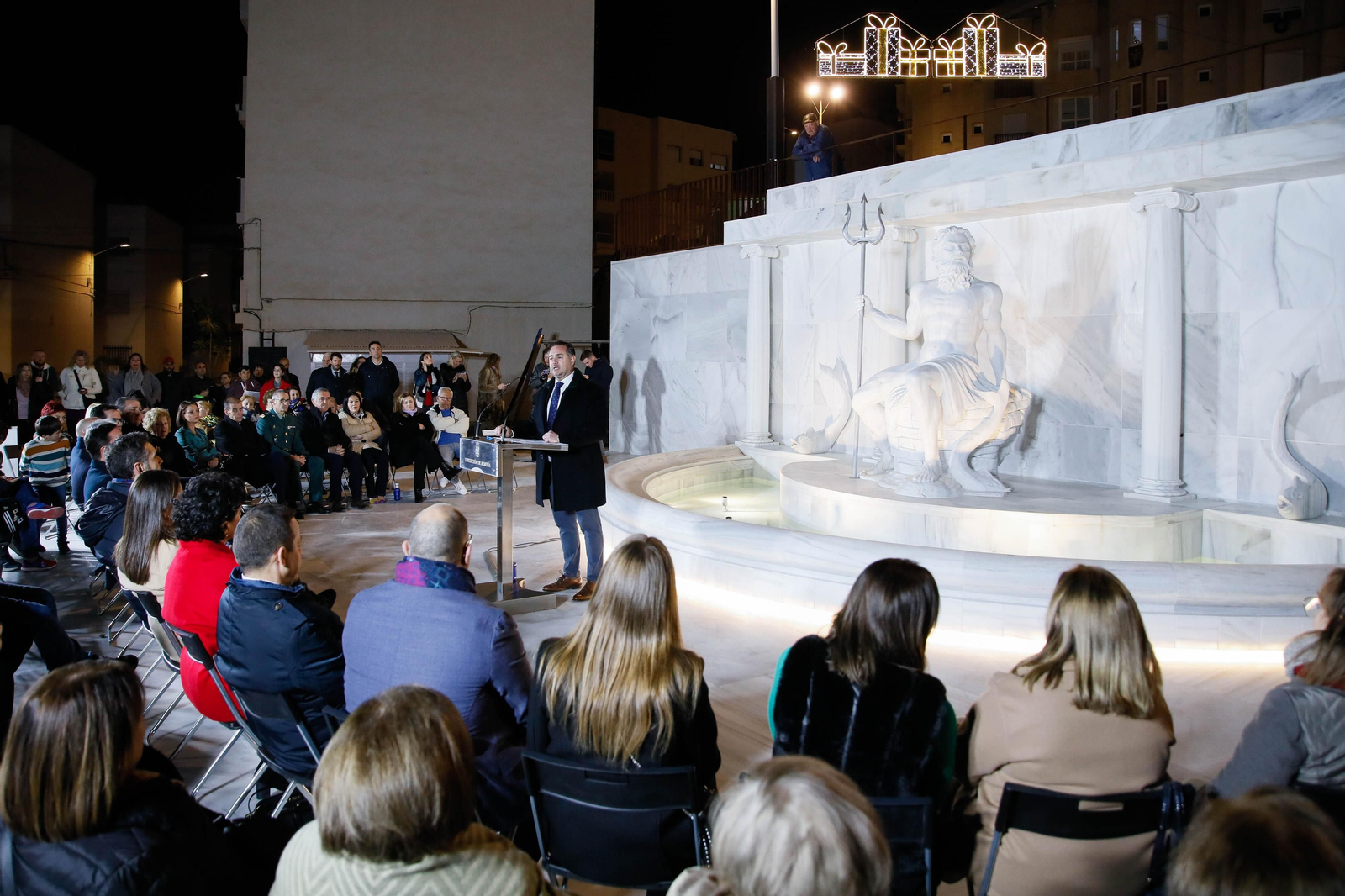 Imágenes de la inauguración de la plaza Almería en Macael