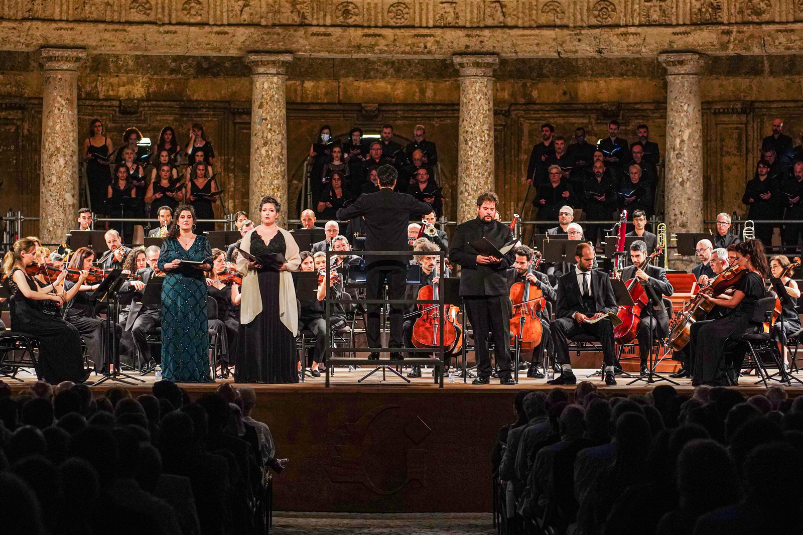 Carlos V vibra con la Orquesta y el Coro Nacionales de España en Granada: las imágenes