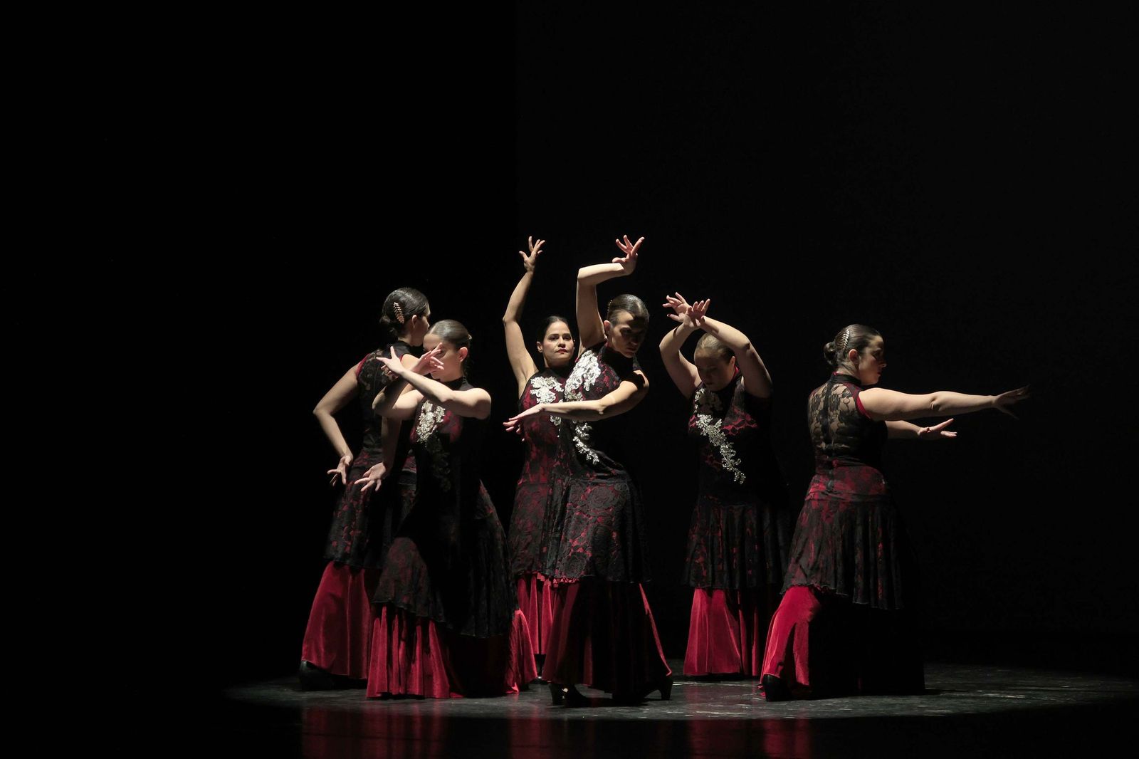 Fotos de la gala por el 45 aniversario del estudio de danza Adagio de Algeciras