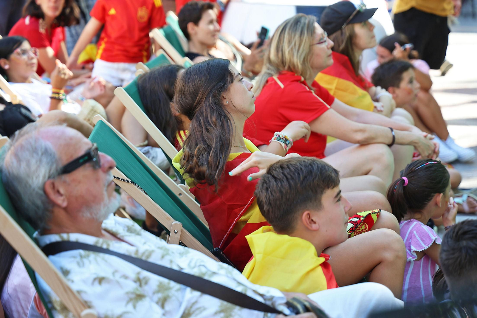Imágenes de la Fan zone en Huelva de la Final de la Eurocopa entre Inglaterra y España Imágenes de la Fan zone en Huelva de la Final de la Eurocopa entre Inglaterra y España