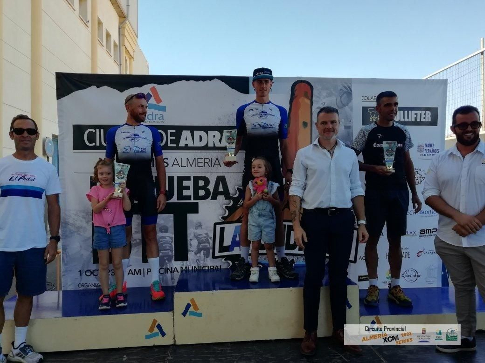 Podio de la prueba de las XCM Series Almería 2023 celebrada en el municipio abderitano en categoría masculina.