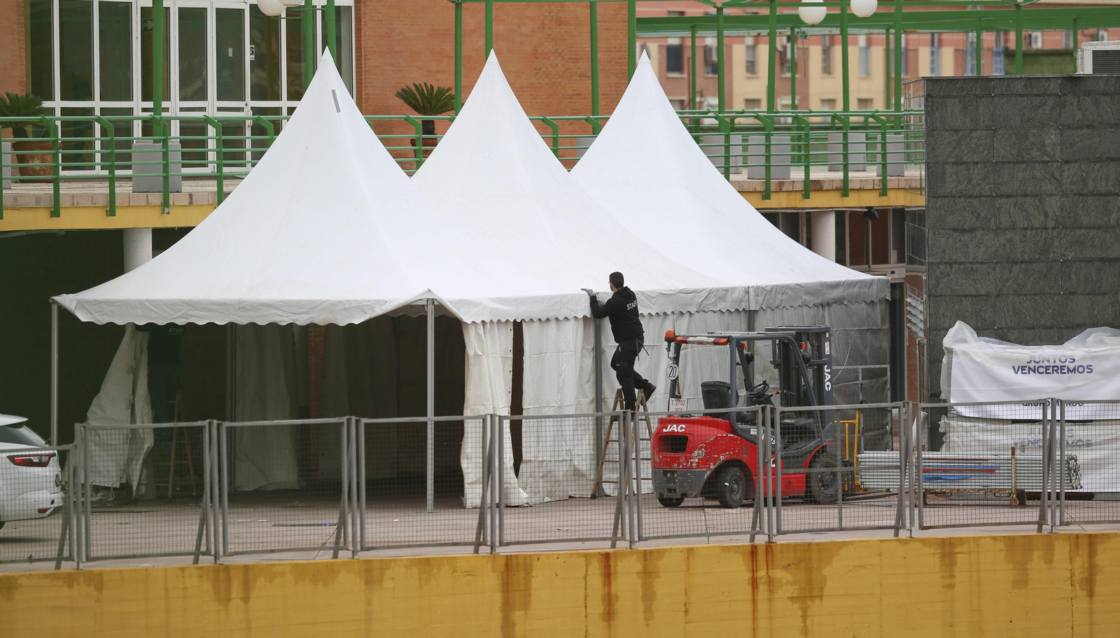 Carranque se convierte en un hospital de campaña