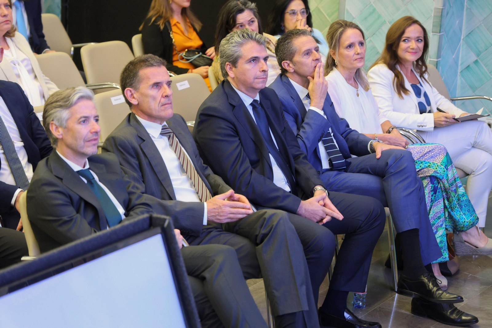 Perspectivas 2023 de BBVA y Grupo Joly, en imágenes