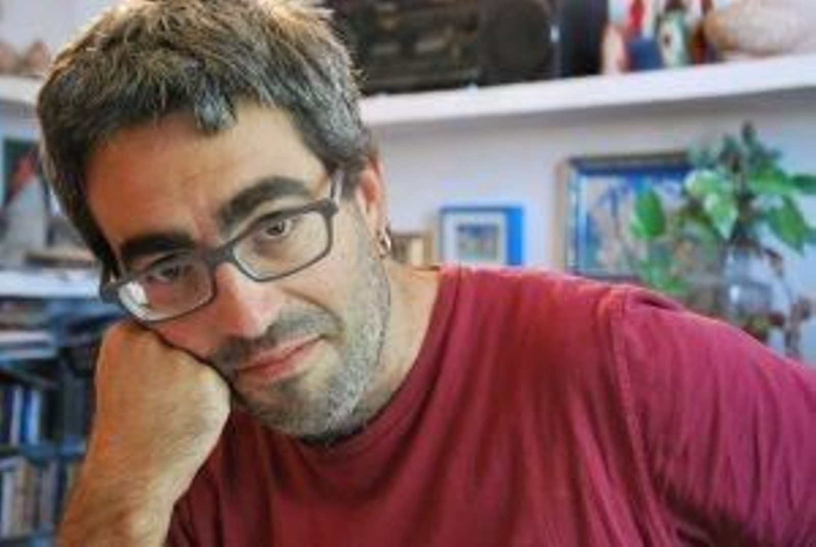 El escritor y profesor arcense Alfonso Oñate