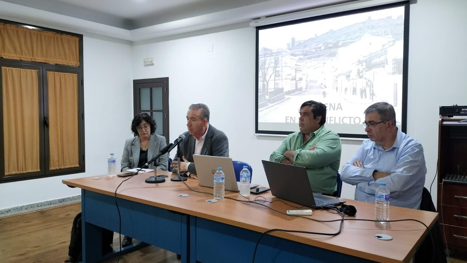 Charla de memoria democrática. Charla de memoria democrática.