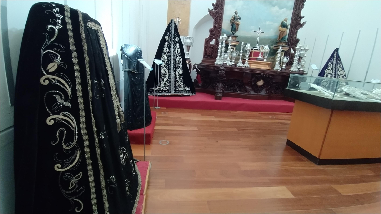 Así es la exposición Stabat Mater del 275 aniversario de la Soledad de San Fernando