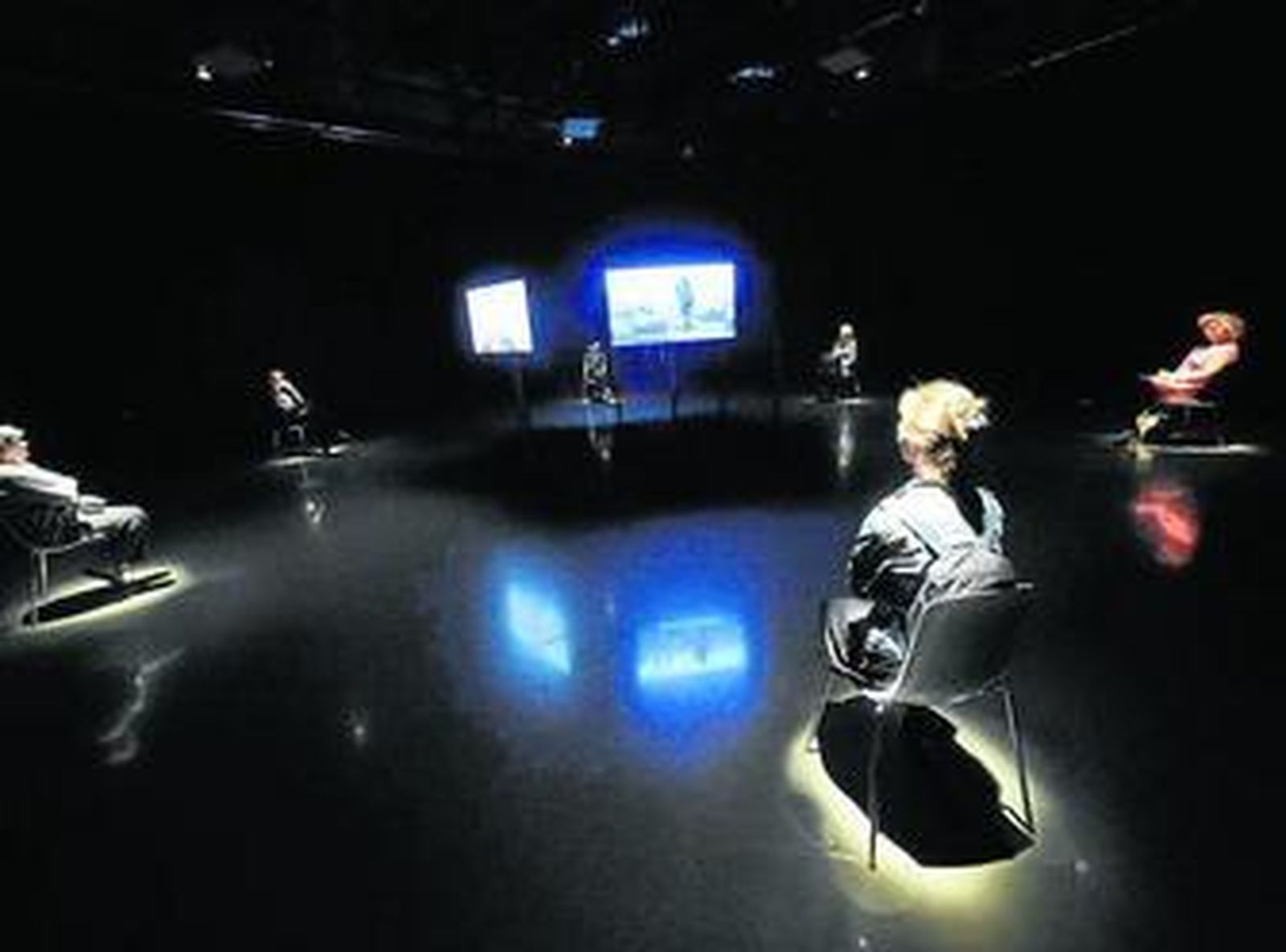 Una vídeo instalación para dar a conocer la situación de las mujeres que sufren la enfermedad.