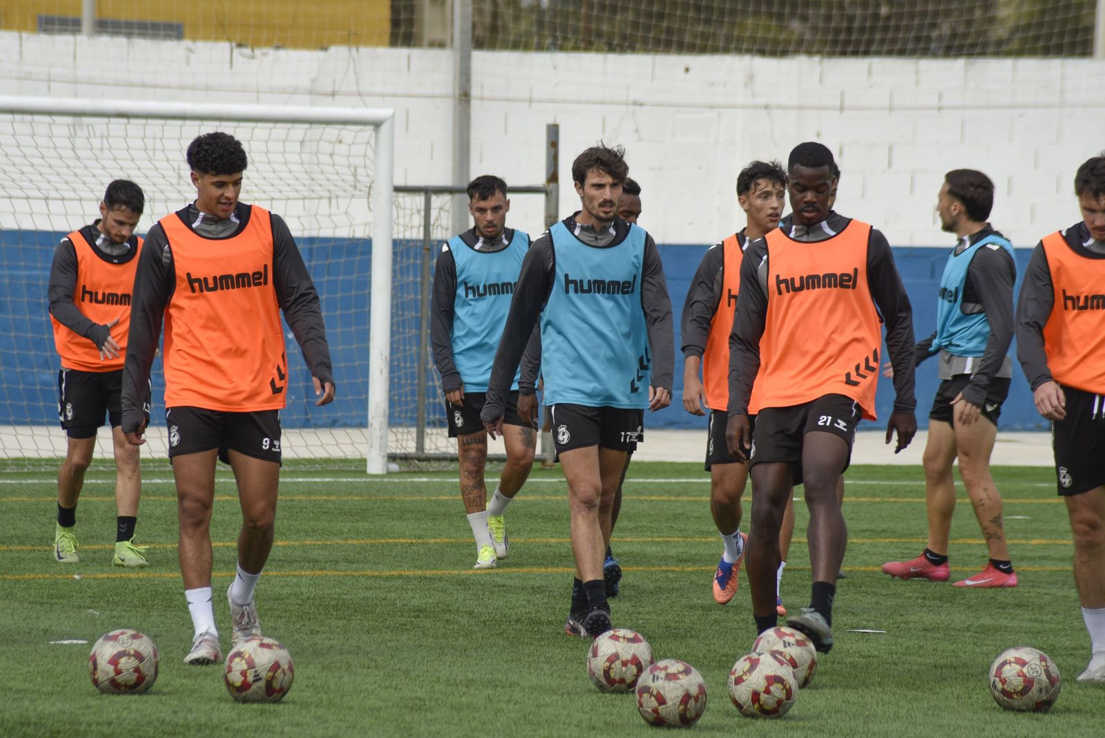 Las fotos de la vuelta al trabajo de la Balona para preparar el partido de Pozoblanco