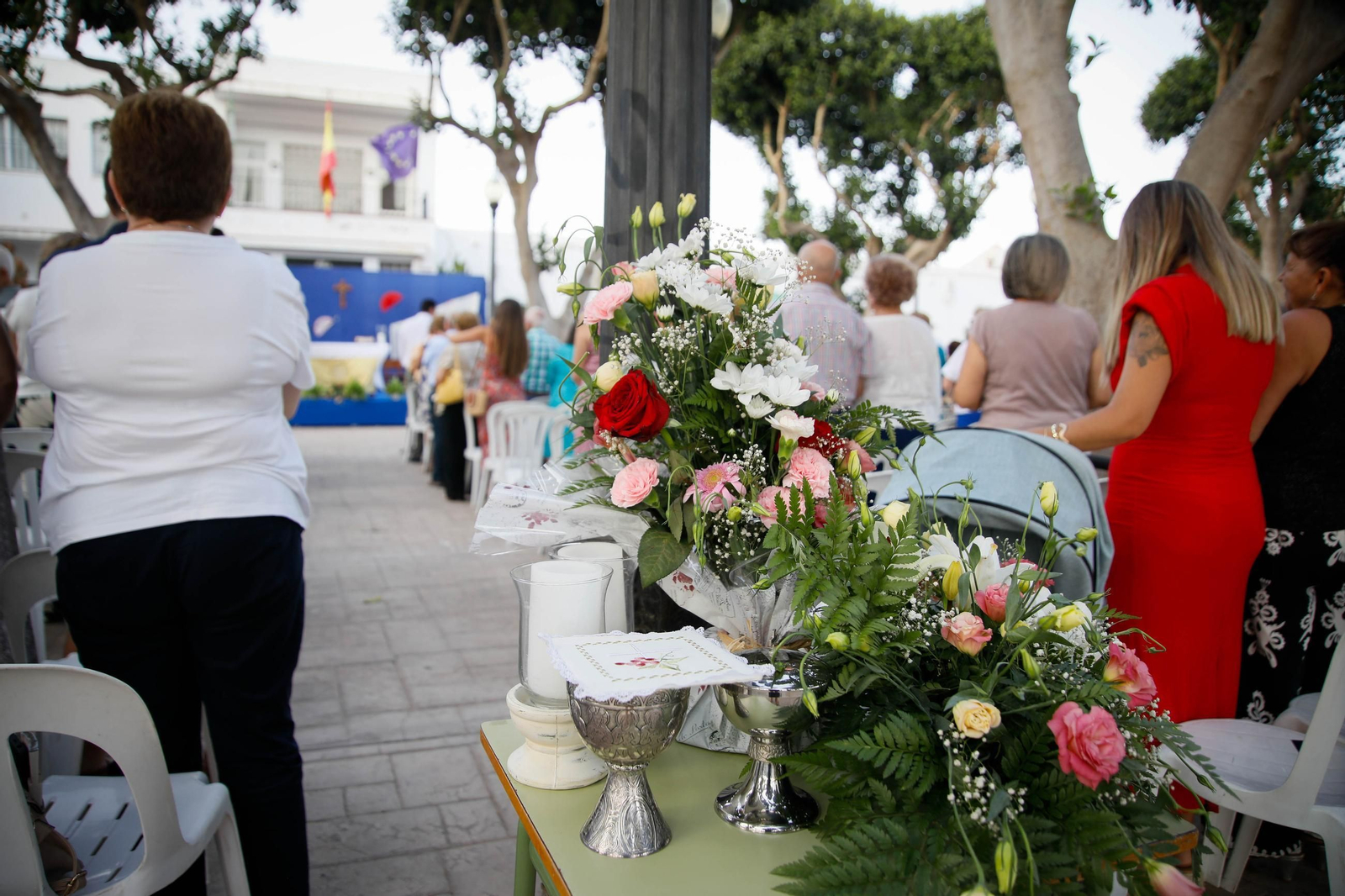 Ofrenda floral y misa durante la última jornada de las fiestas de Campohermoso Ofrenda floral y misa durante la última jornada de las fiestas de Campohermoso