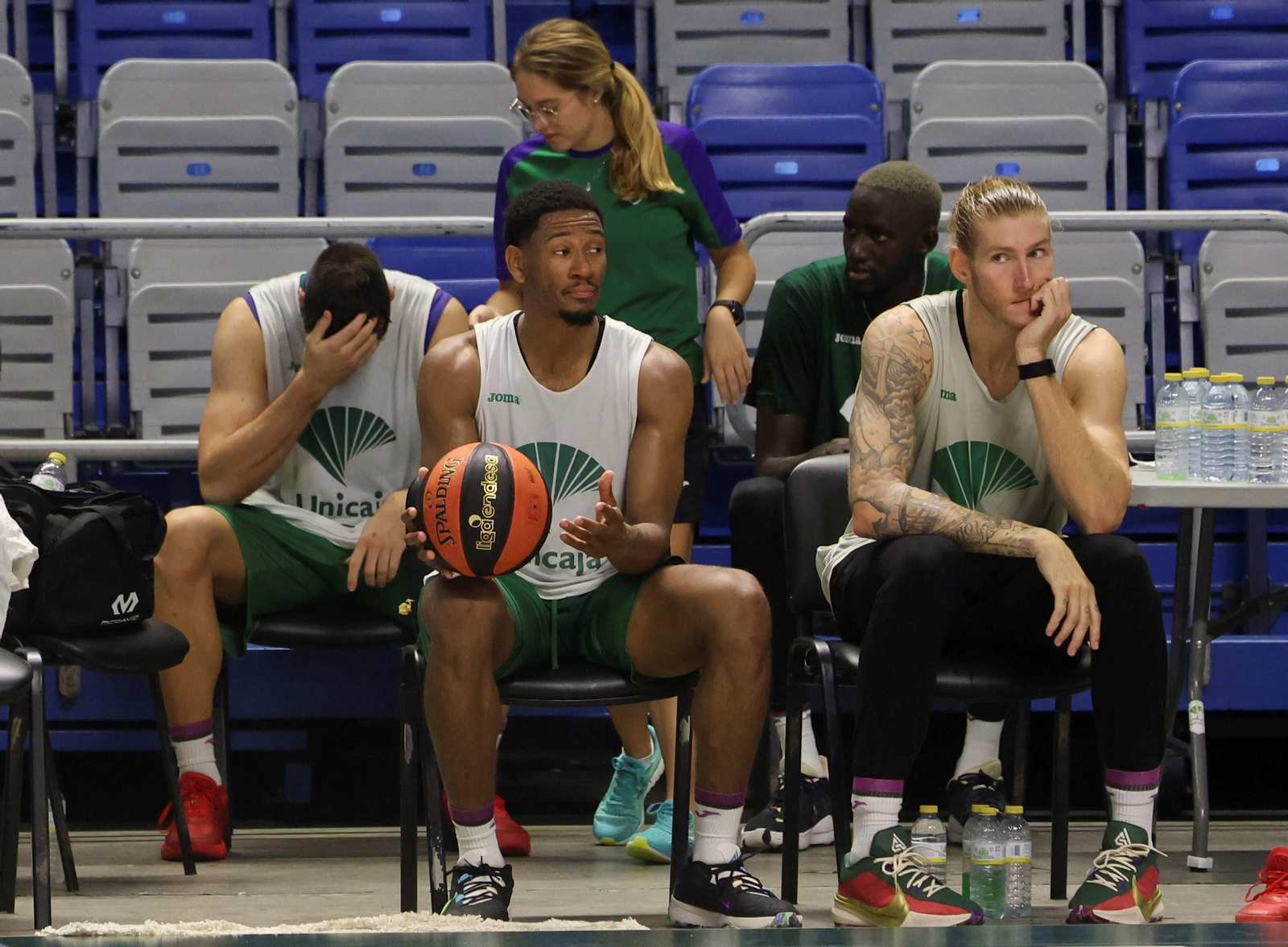 El Unicaja trabaja antes de ir a Murcia