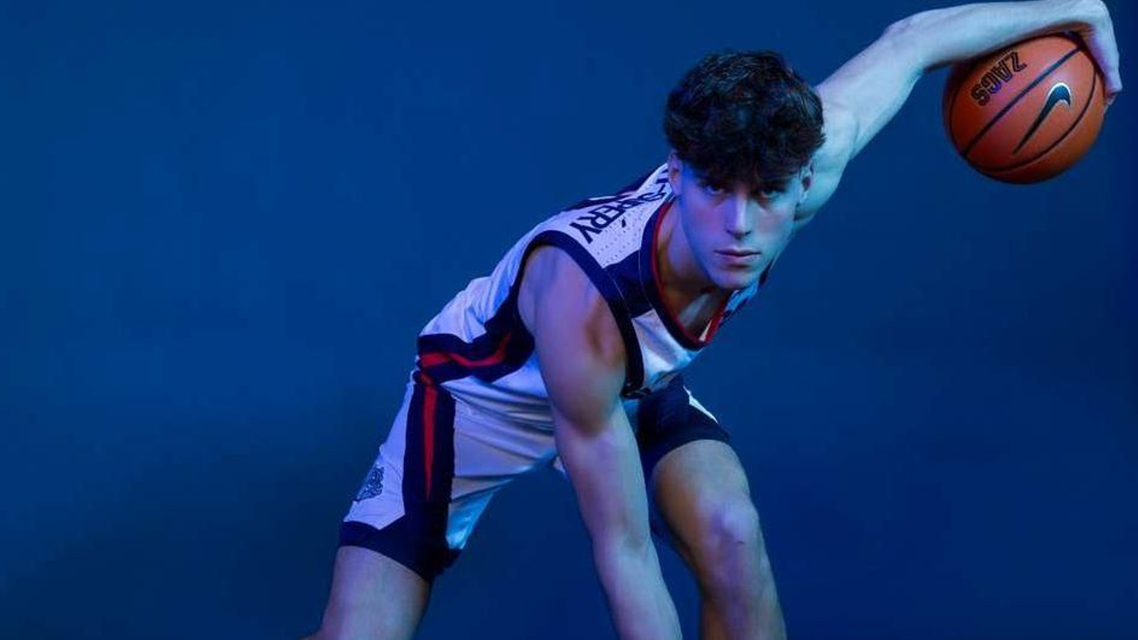 Mario Saint-Supéry, con Gonzaga.