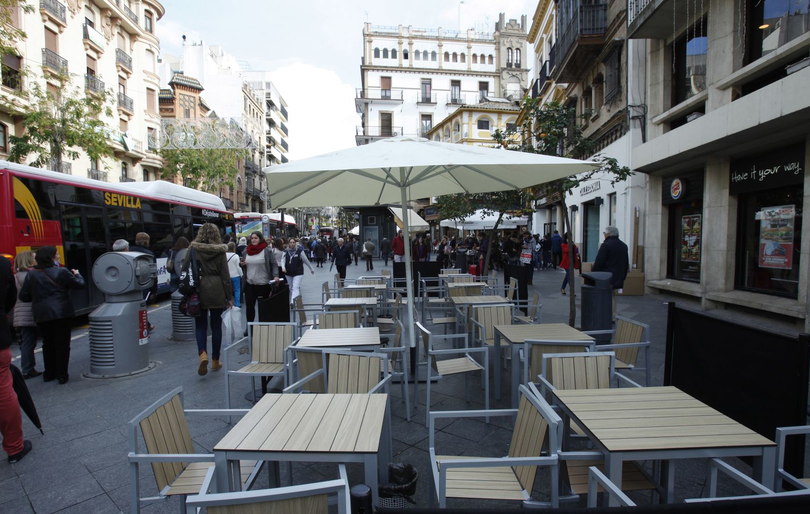 Veladores en La Campana.