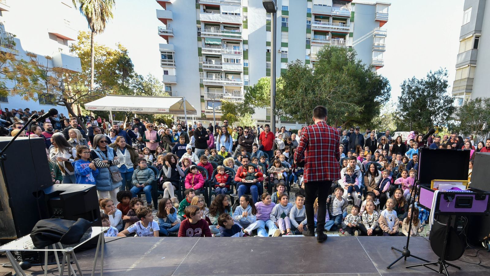 I Convivencia Vecinal "Haciendo Barrio" en San José Artesano, en imágenes