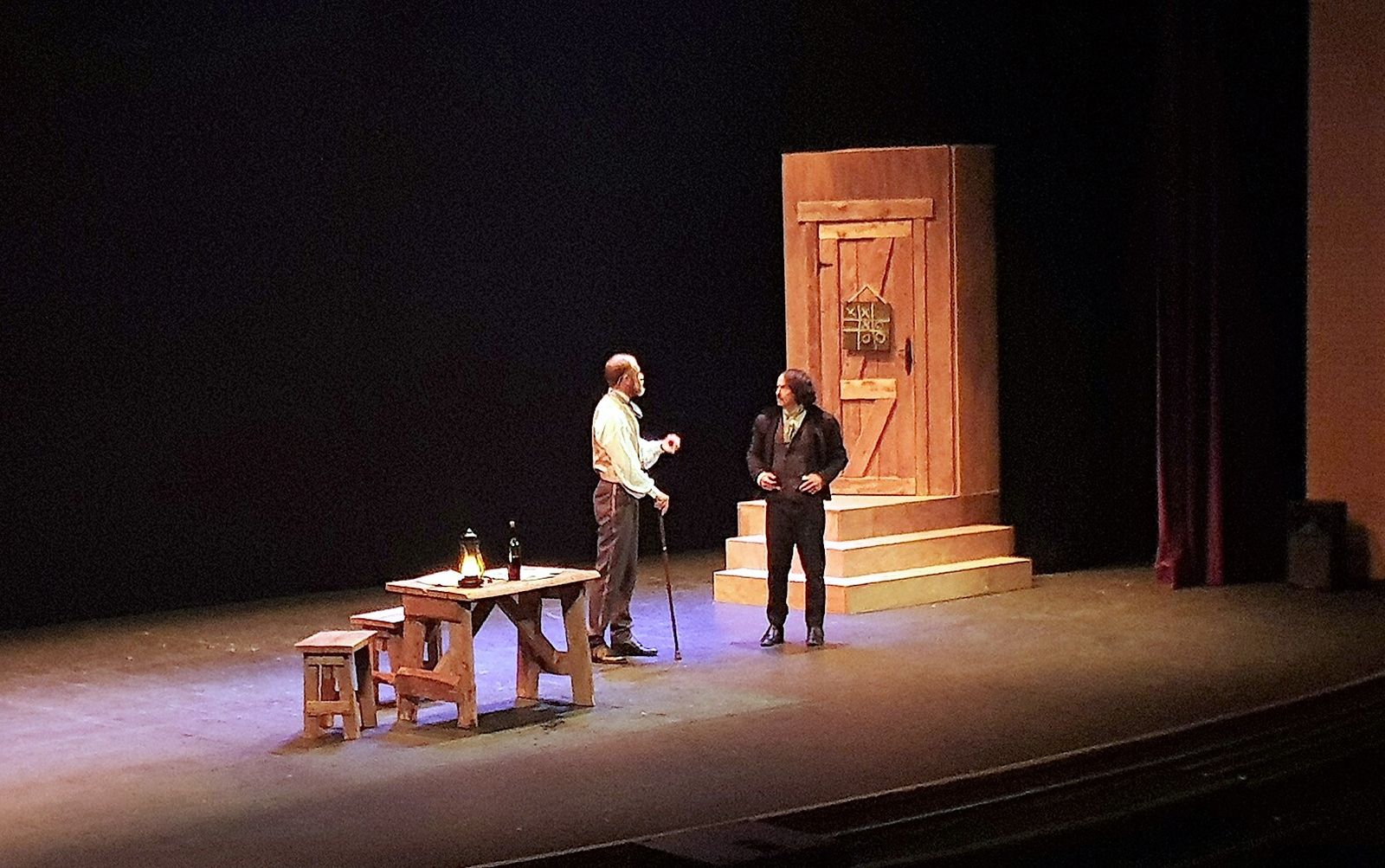 Escena de la obra ‘Tic Tac Poe’ representada en el Maestro Padilla.