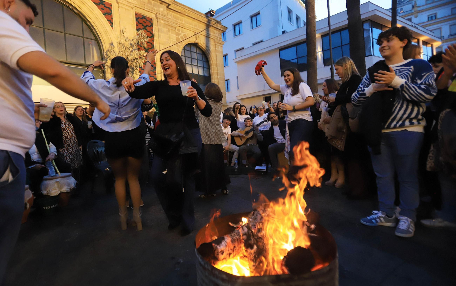 Búscate en las zambombas del sábado 7 en Jerez