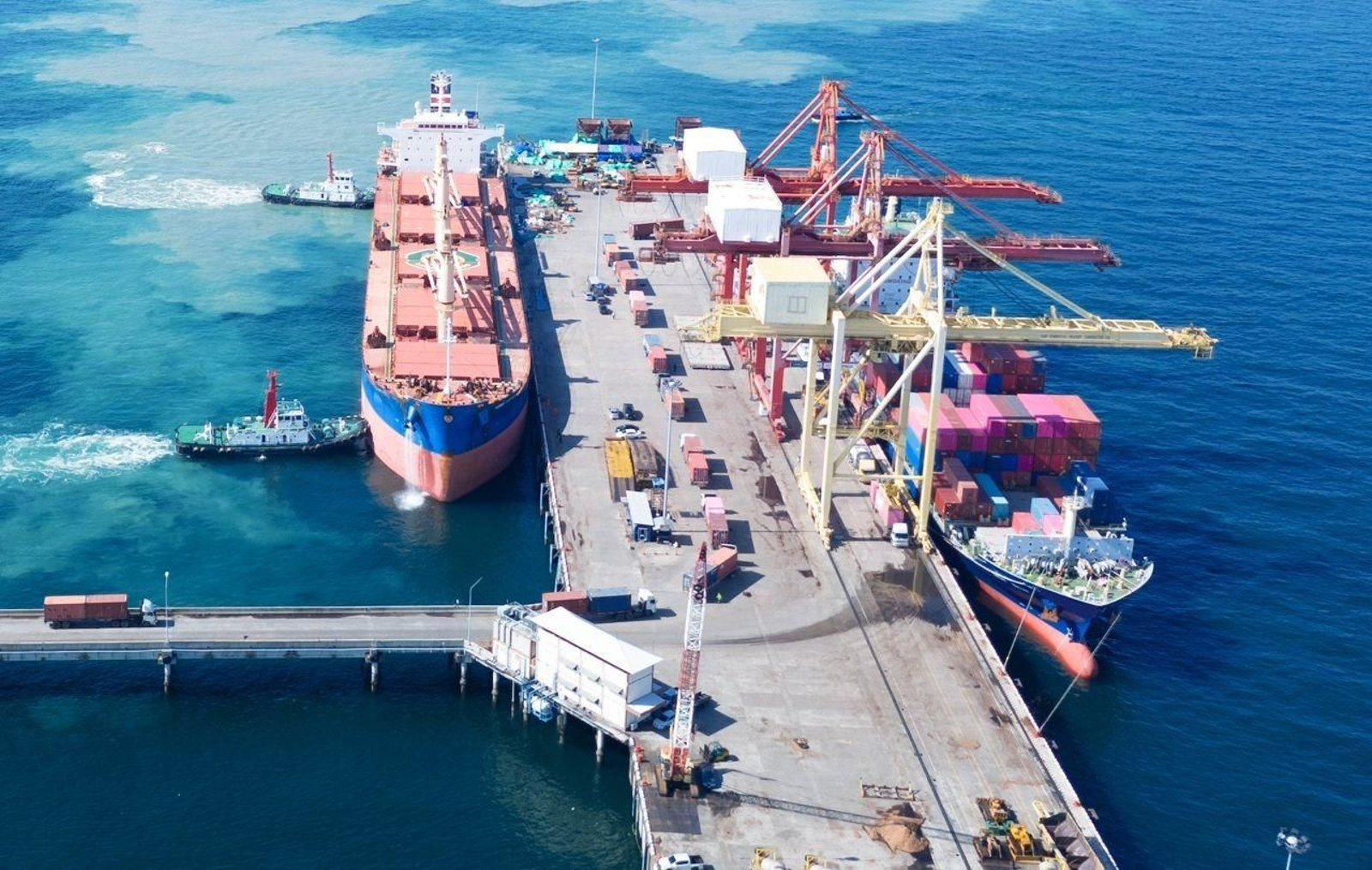Imagen de uno de los puertos logísticos en los que opera Altair