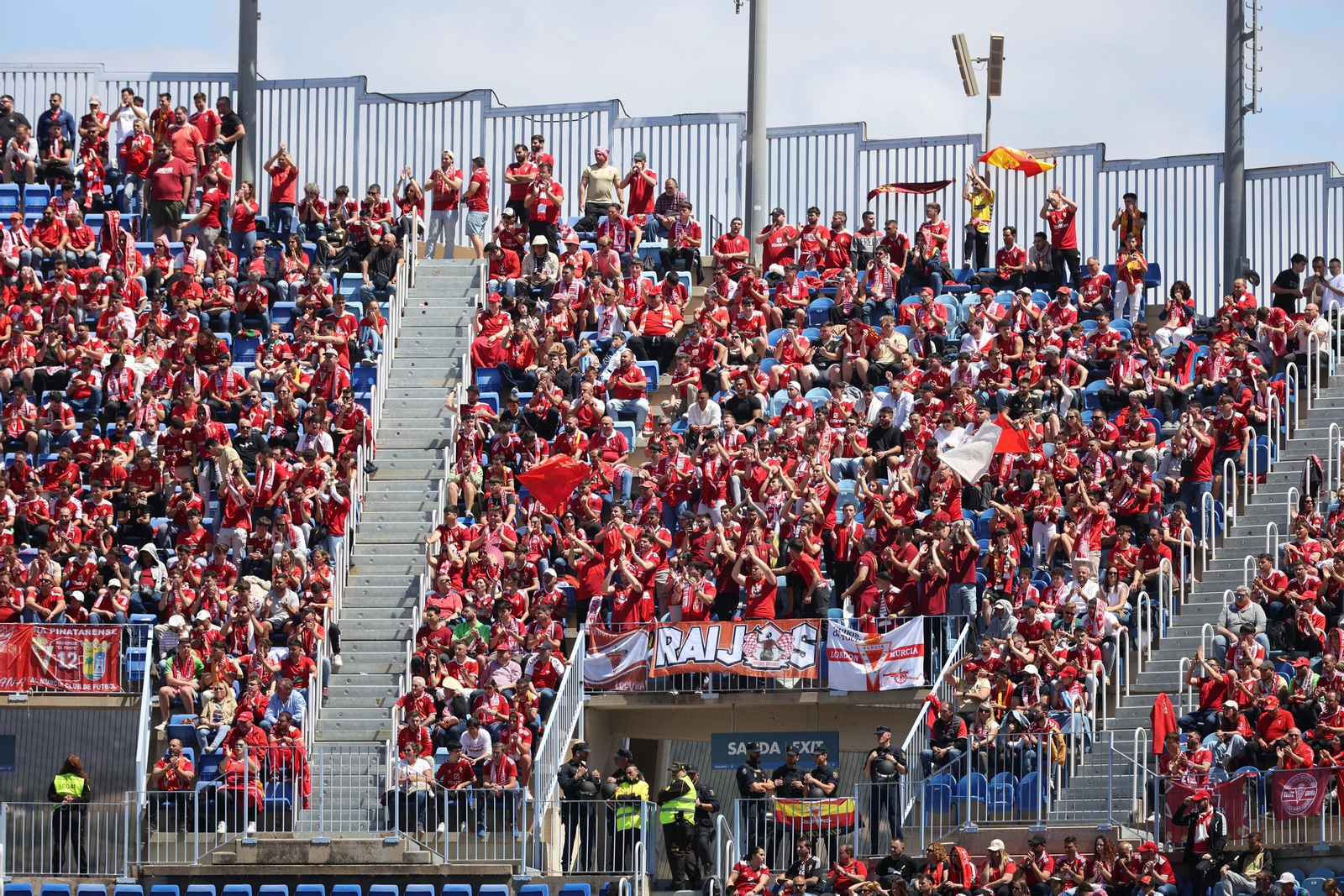 Búscate en las gradas de La Rosaleda durante el Málaga CF - Real Murcia