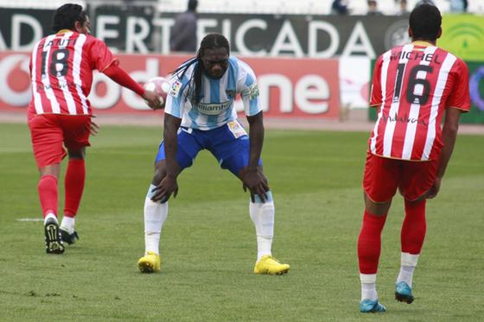 El Almería vence al Málaga en el estadio Mediterráneo. / Javier Alonso
