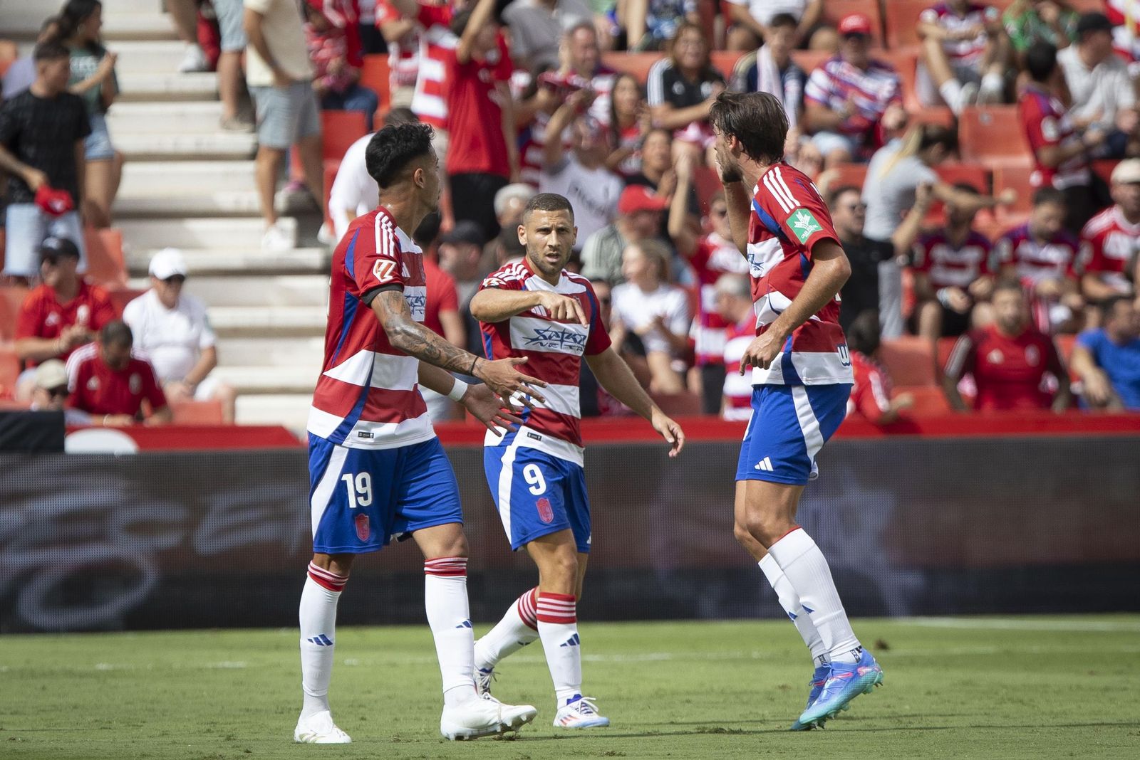 Las mejores imágenes del empate entre Granada y Deportivo