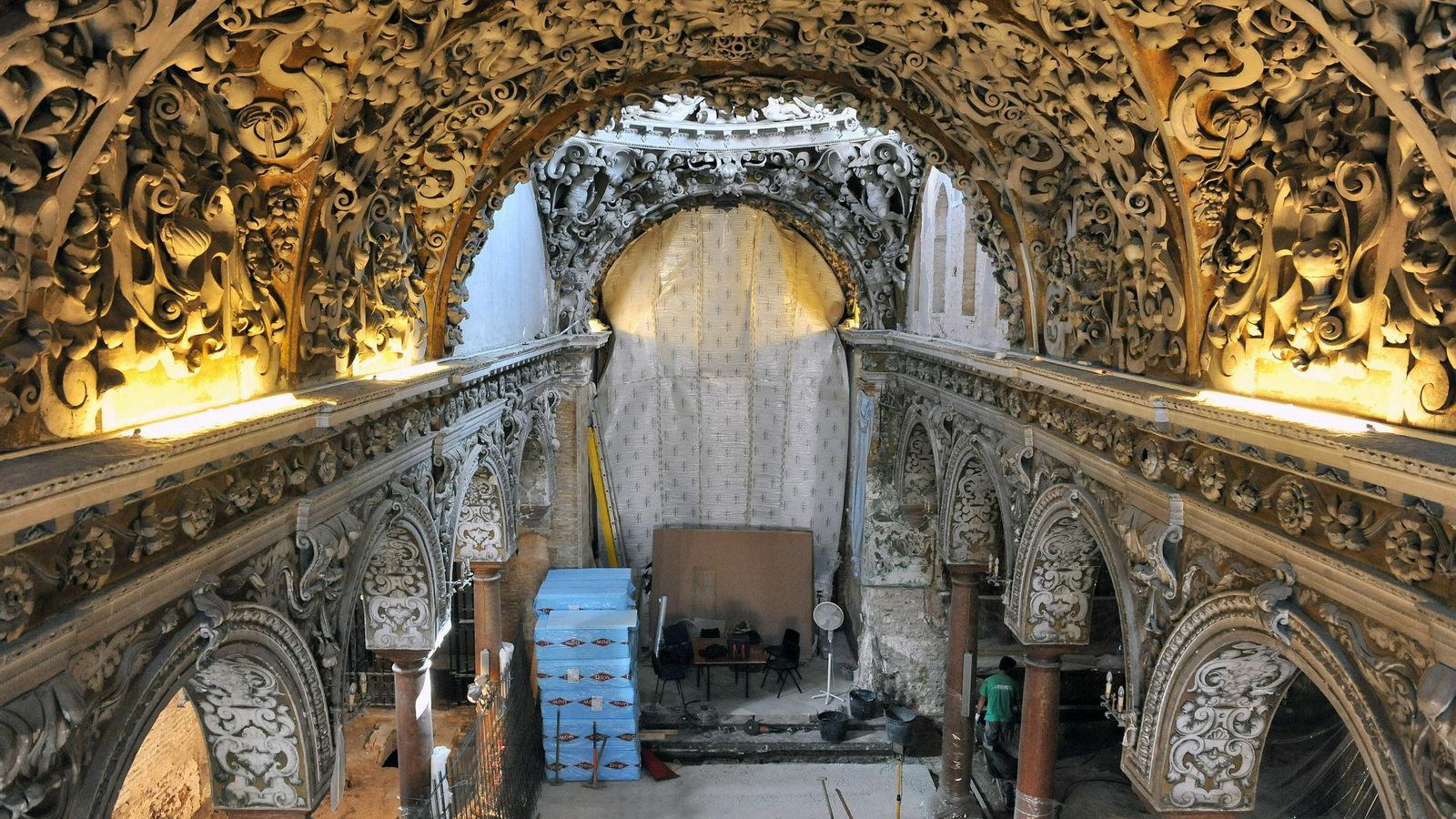 Santa María la Blanca en obra.