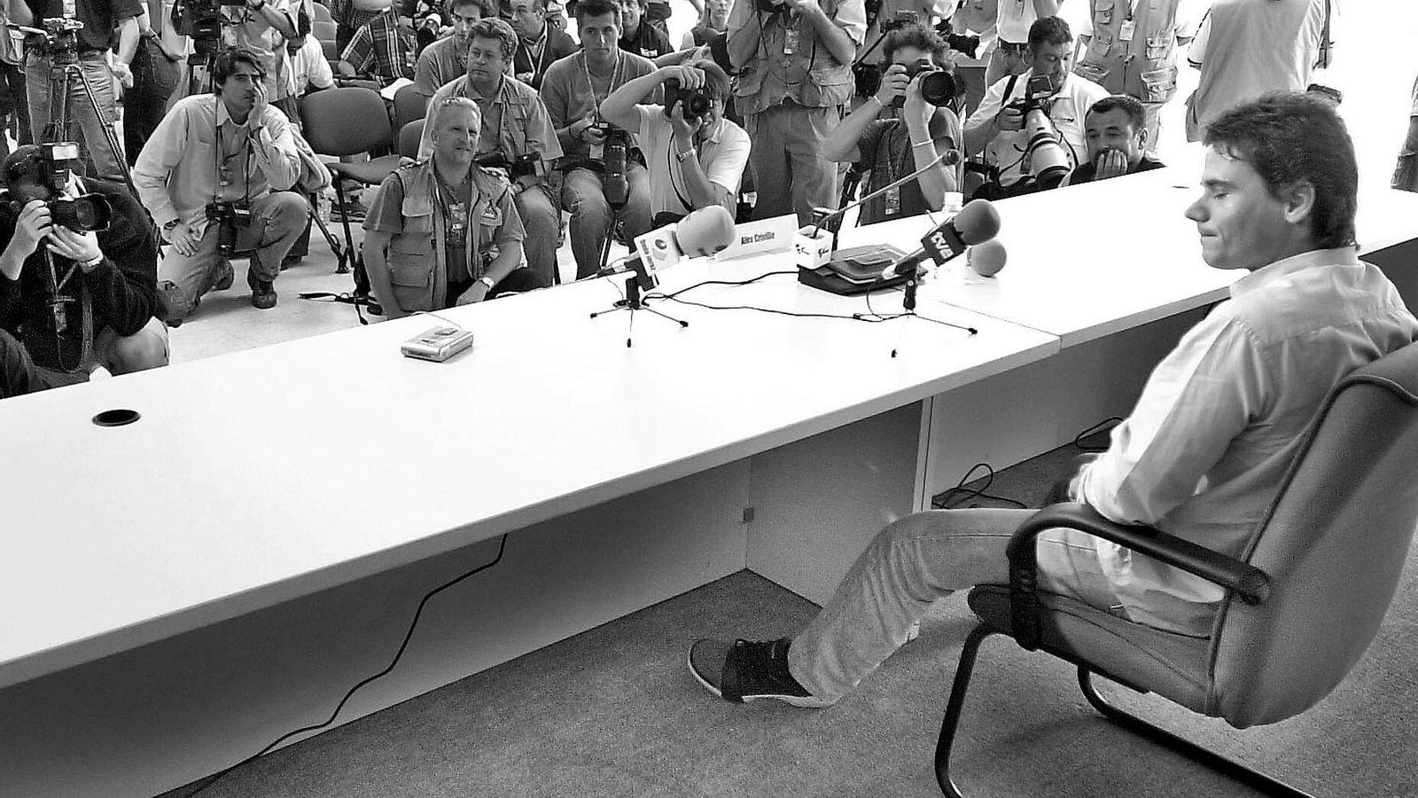 Álex Crivillé anunció su retirada el 4 de mayo de 2002 en Jerez.