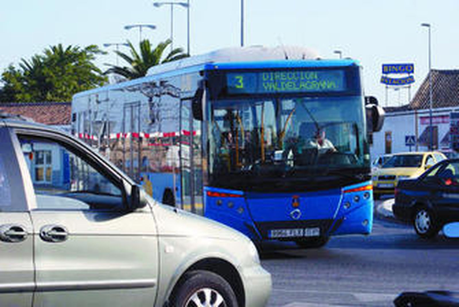 Los trabajadores del servicio de autobuses urbanos han convocado paros para  final de mes.