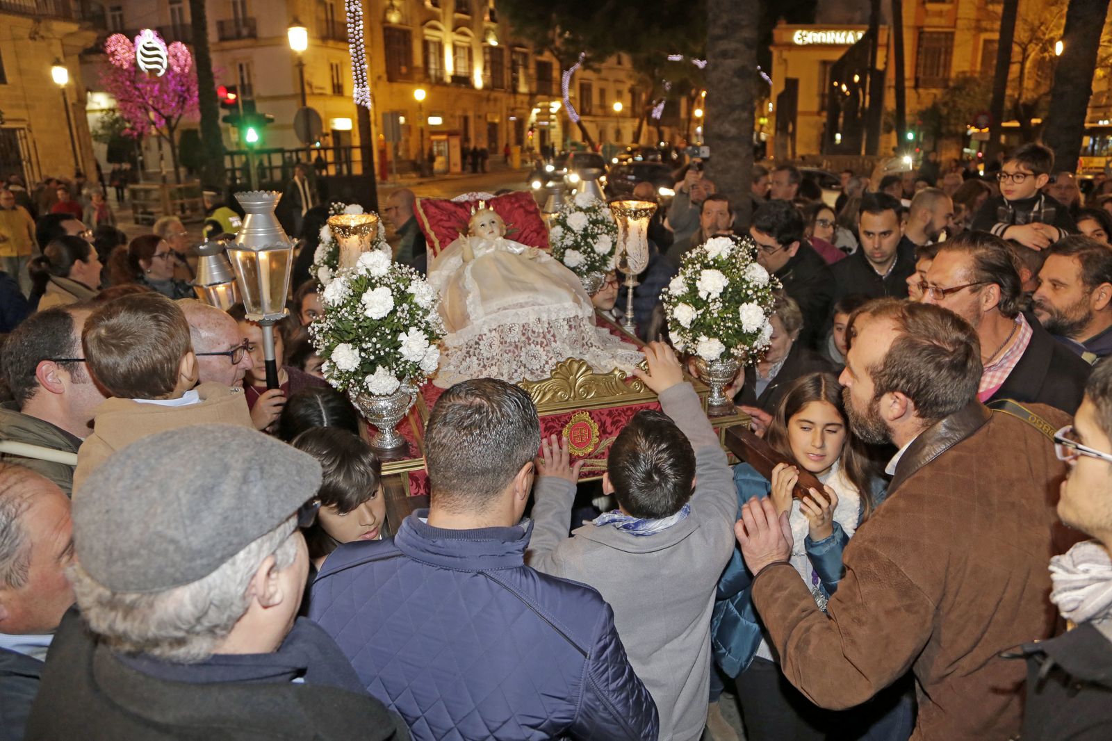 Procesión del Niño Jesús hacia el portal de Belén