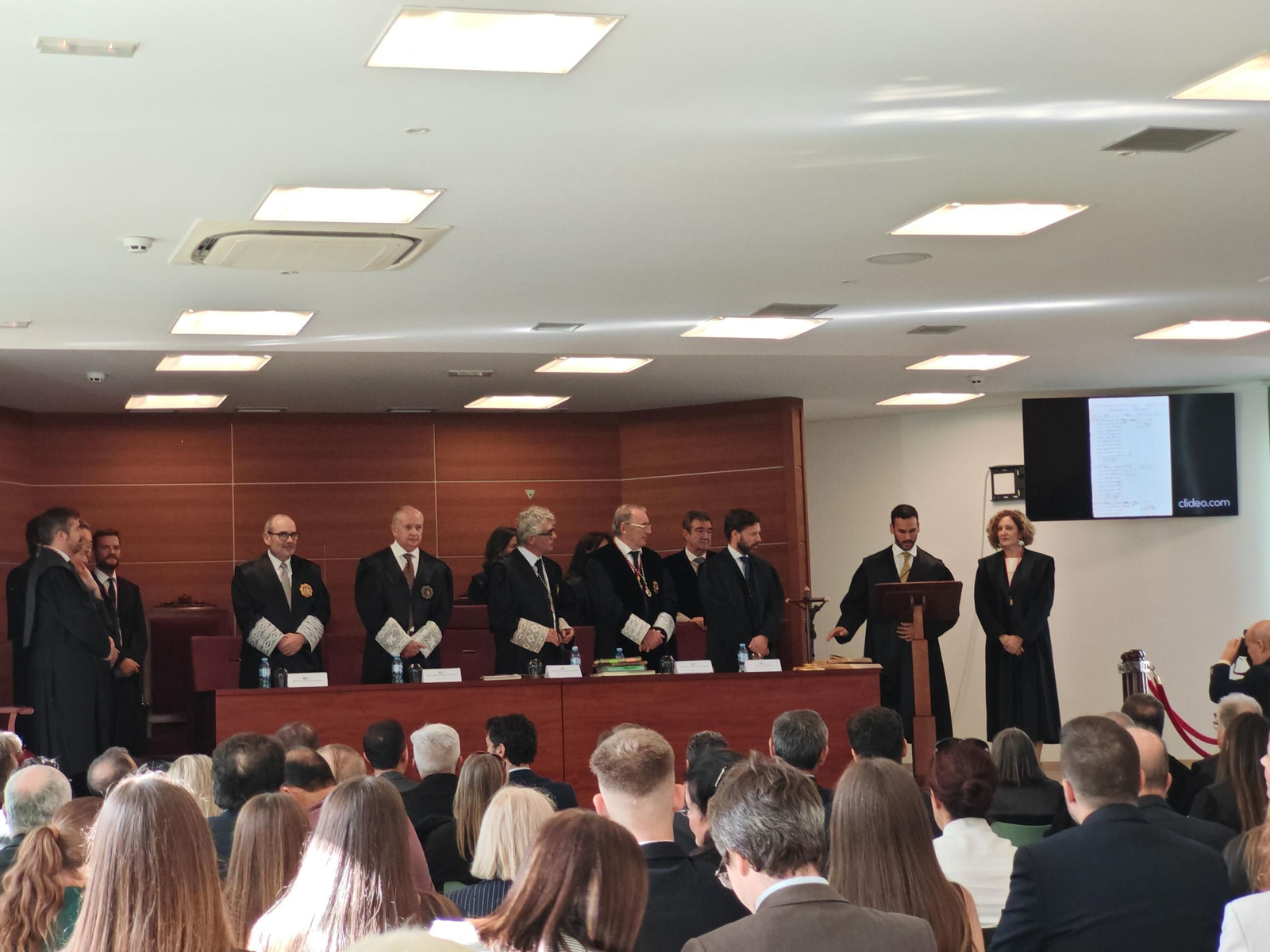 Actos del Colegio de Abogados por Santa Teresa.