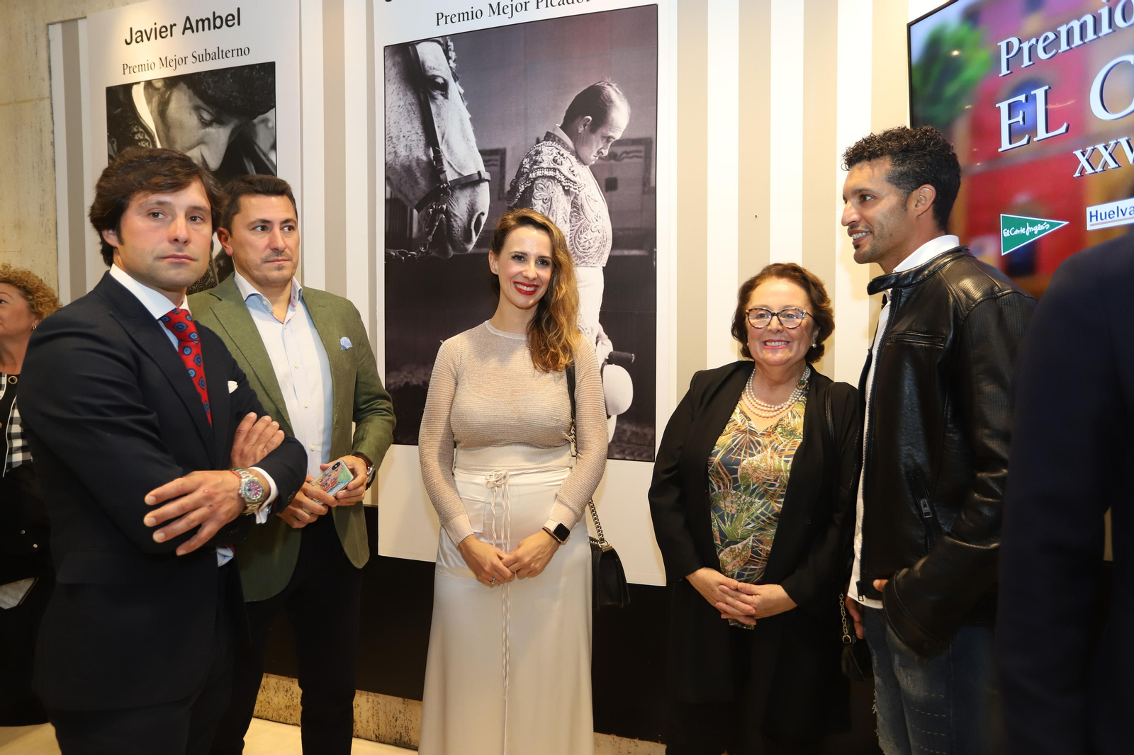 Imágenes  de la recepción en los premios taurinos El Cabezo