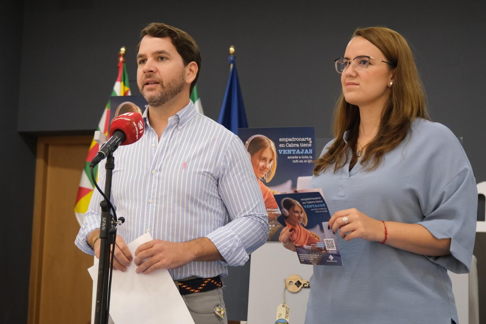 Fernando Priego y Sara Alguacil, en la presentación del programa de ayudas.