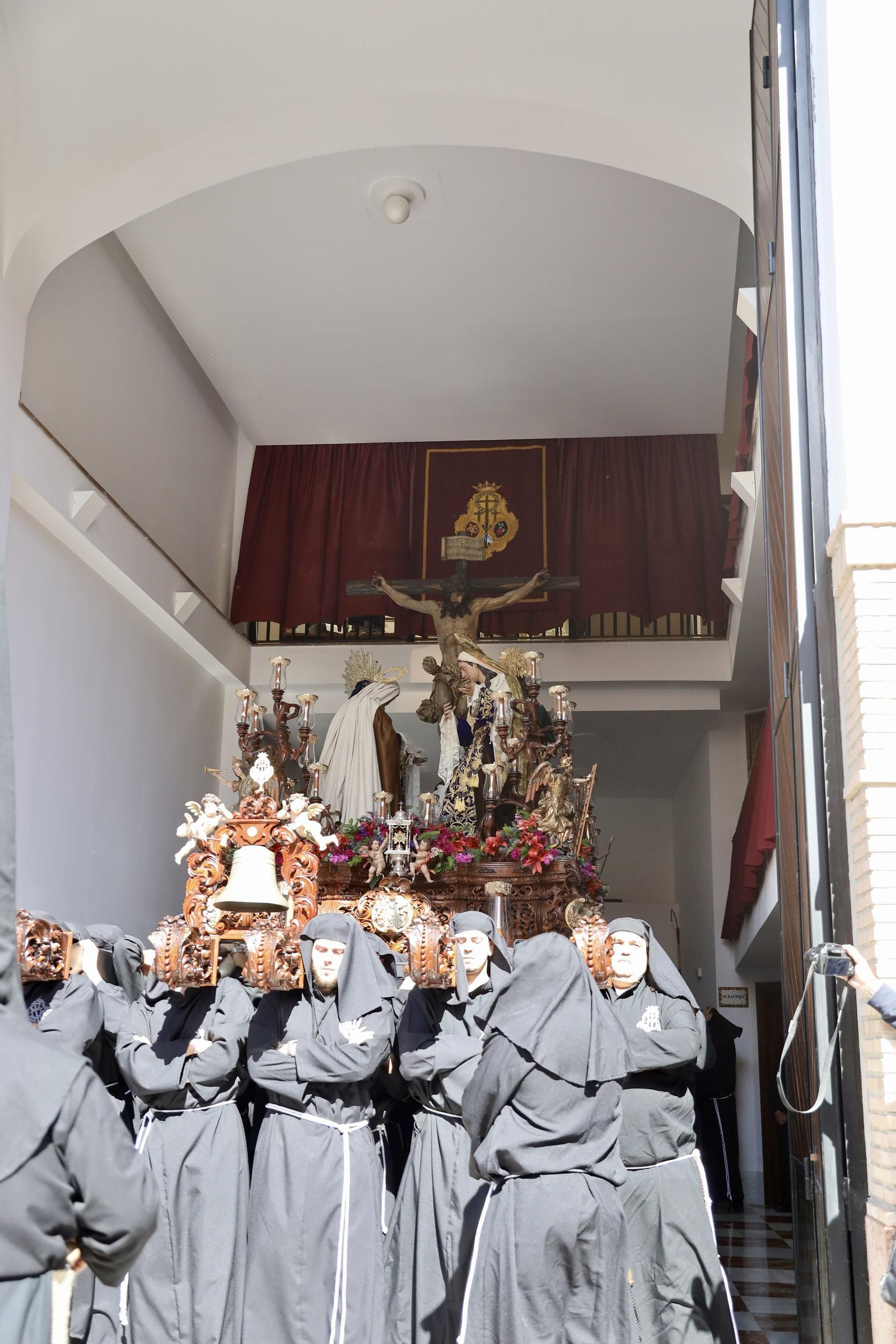 Salesianos en el Miércoles Santo en Málaga, en imágenes