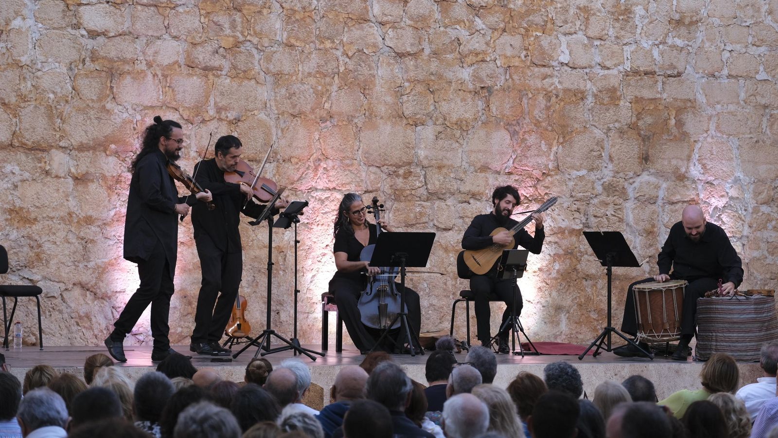 Jorge Jiménez y Tercia Realidad, este miércoles en el castillo velezano.